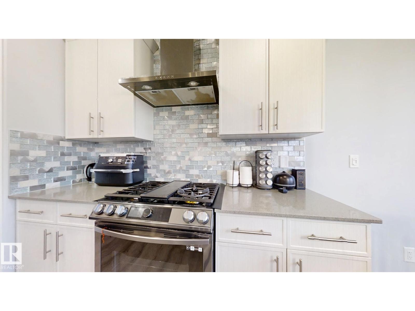 215 GLENRIDDING RAVINE RD SW - 22