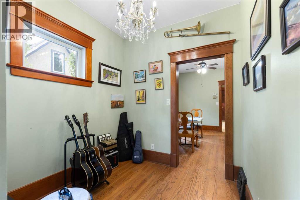 508 10 Avenue NE - 6