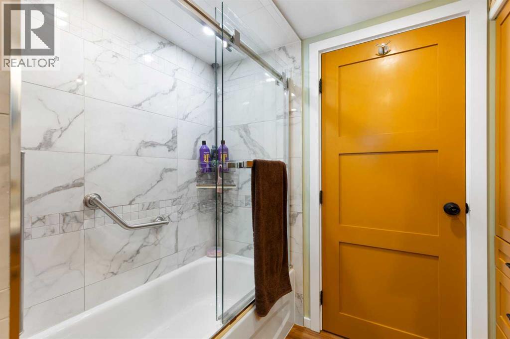 508 10 Avenue NE - 16