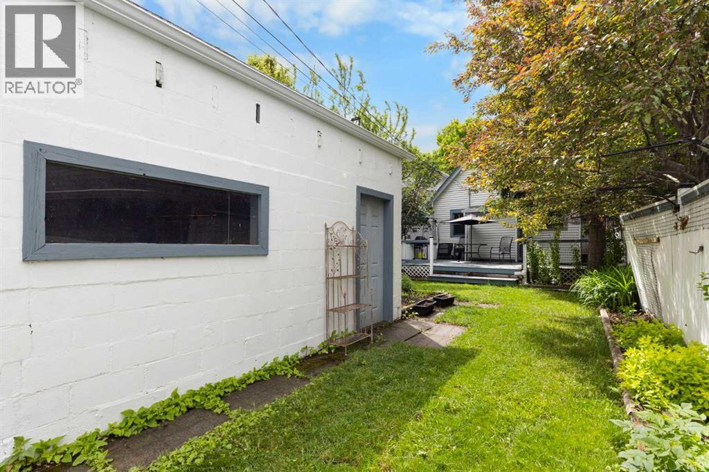 508 10 Avenue NE - 29