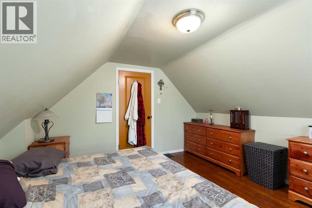 508 10 Avenue NE - 18