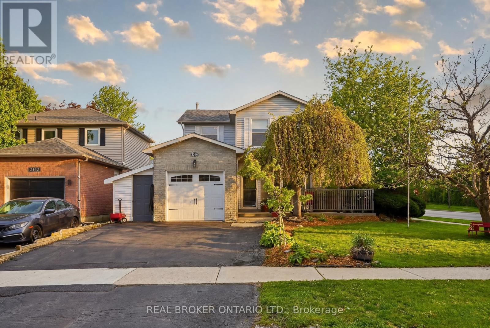 3260 WOODCROFT CRESCENT - 3