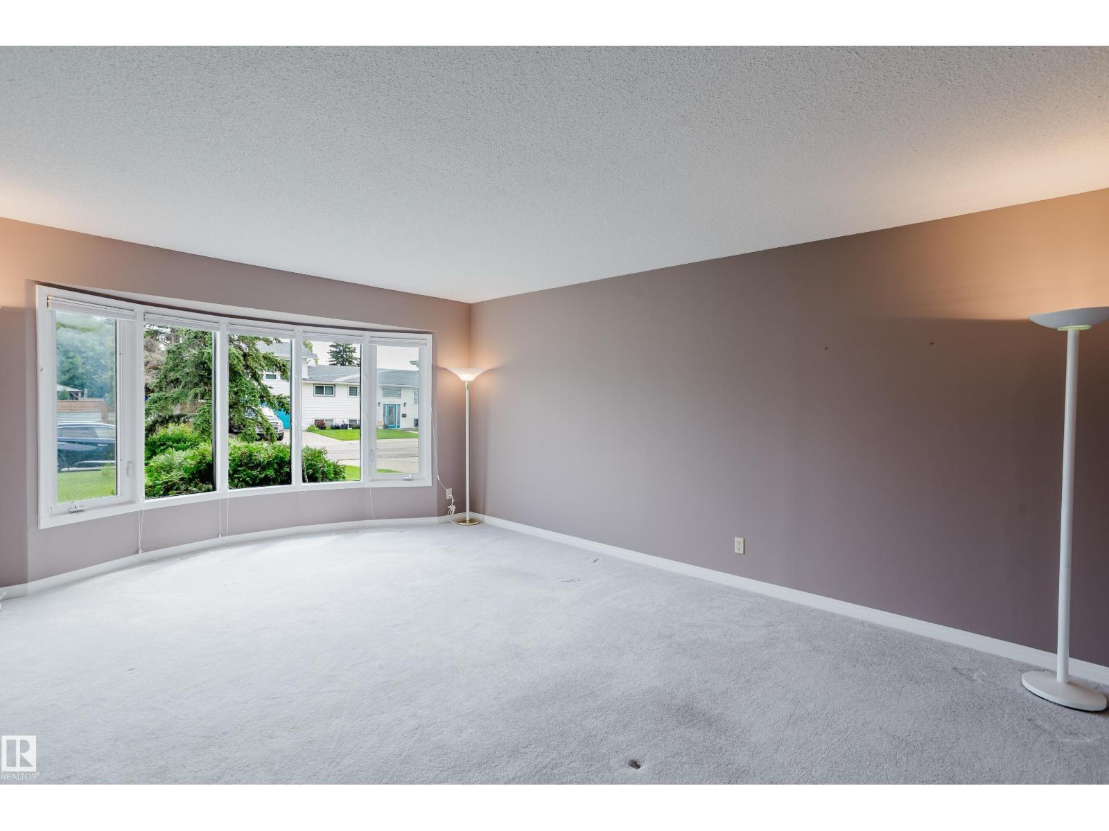 3936 72 ST NW - 10