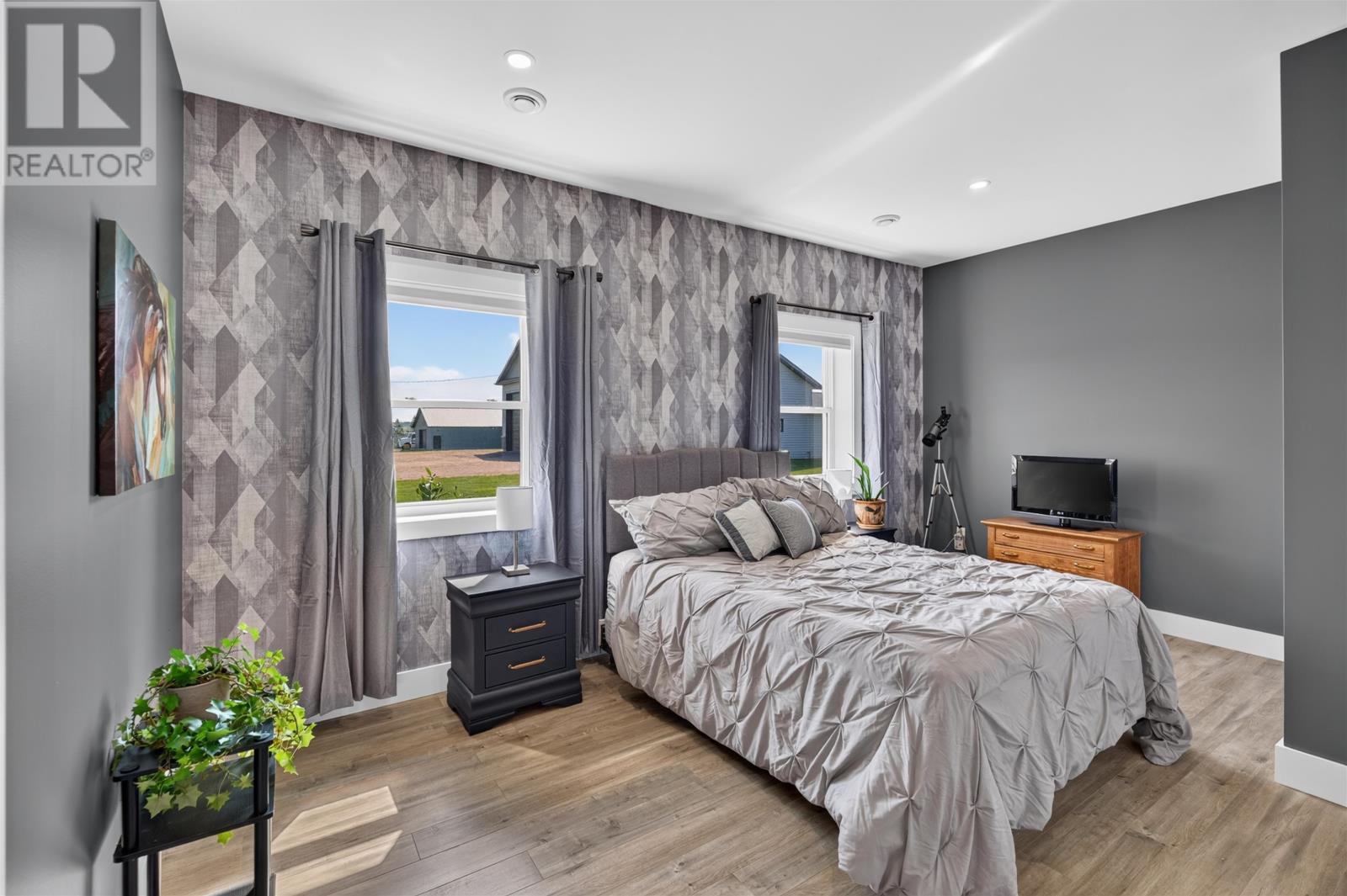 919 Inkerman Road - Image 24