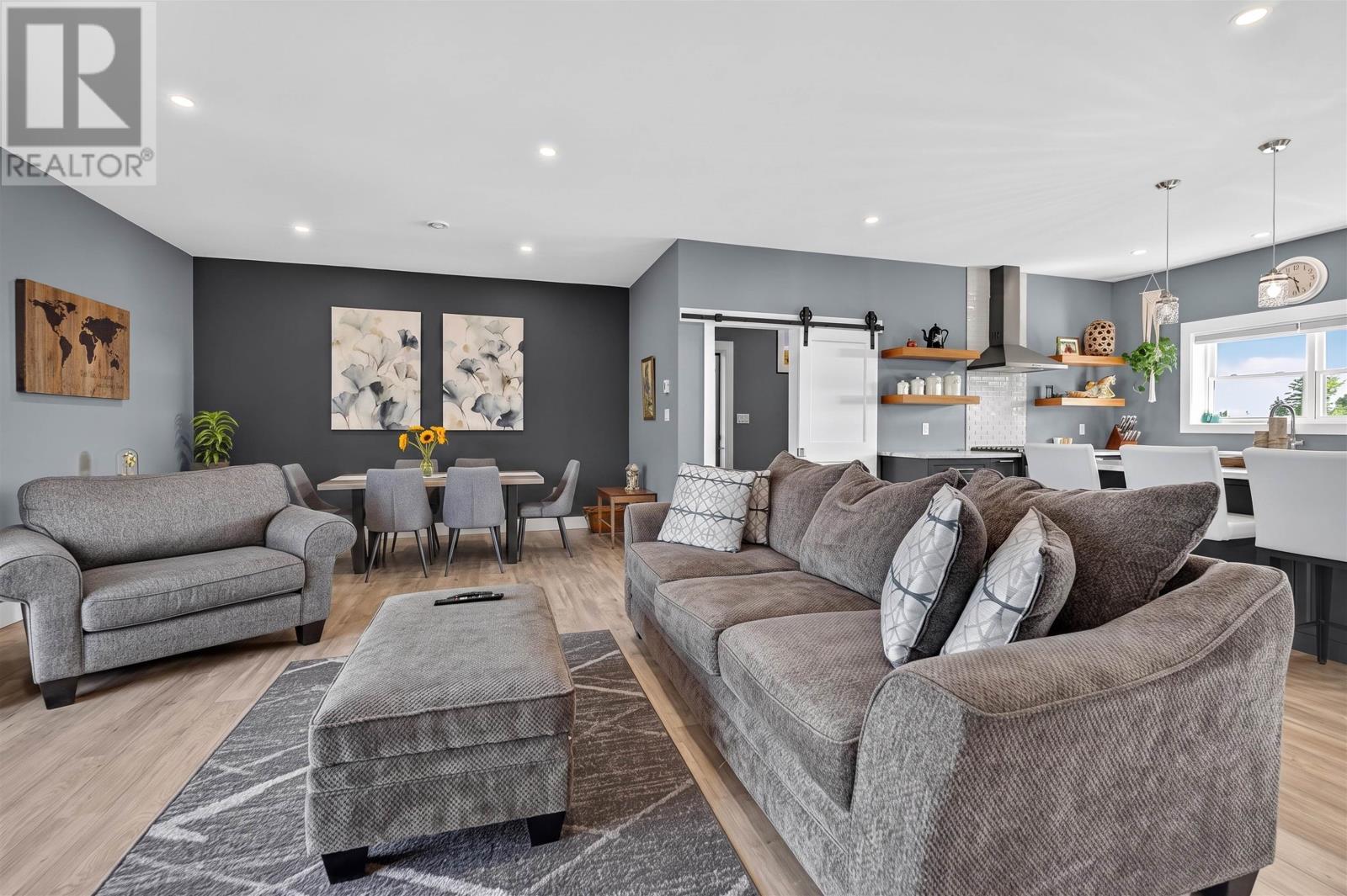 919 Inkerman Road - Image 21
