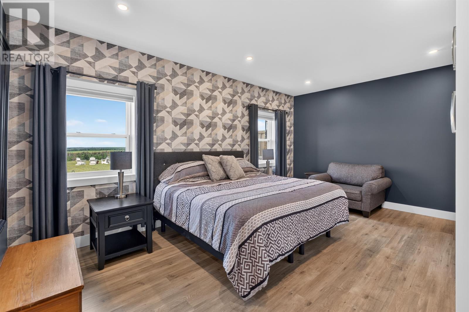 919 Inkerman Road - Image 25