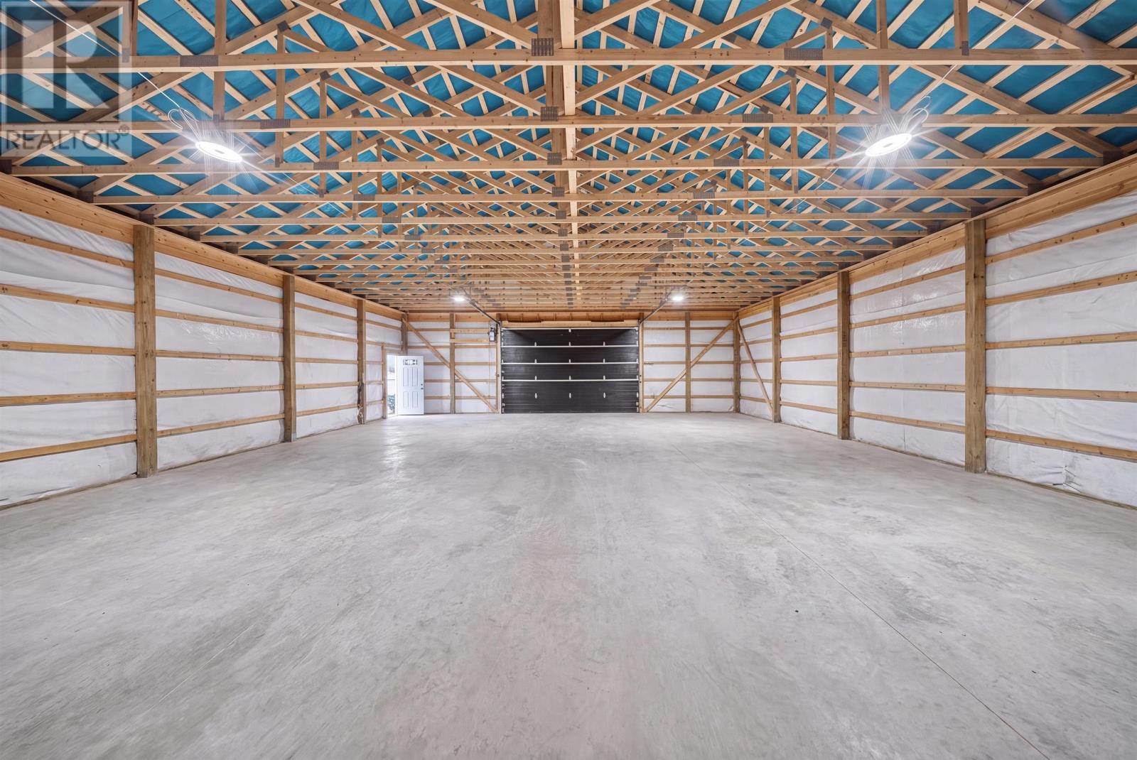 919 Inkerman Road - Image 48