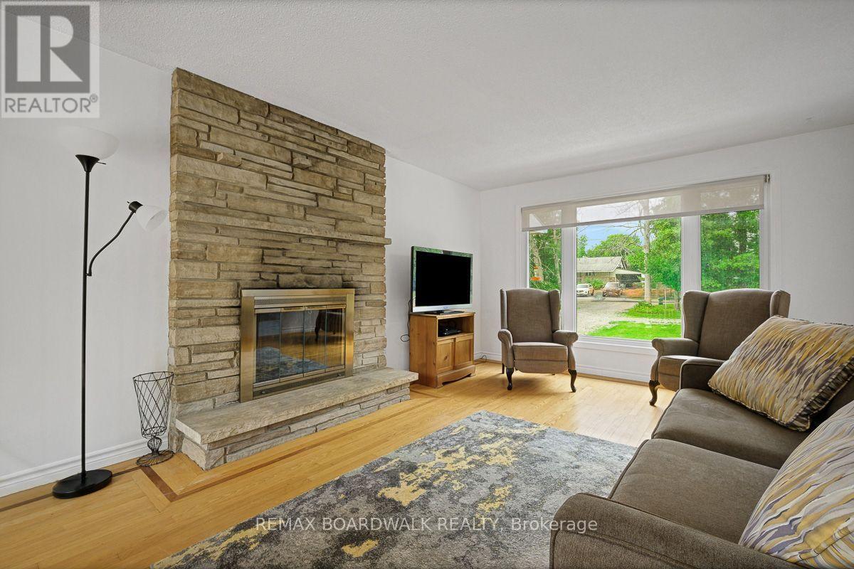 477 TOWNLINE ROAD - 11