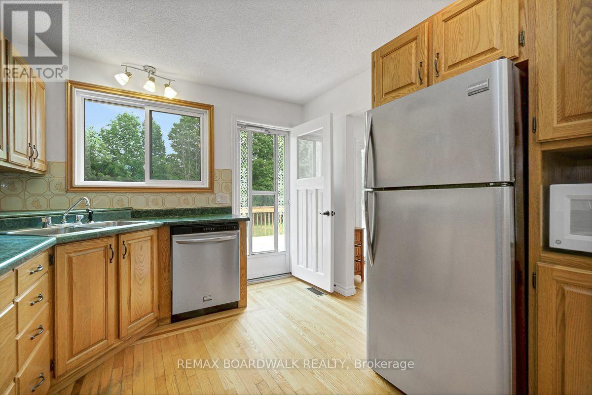 477 TOWNLINE ROAD - 21