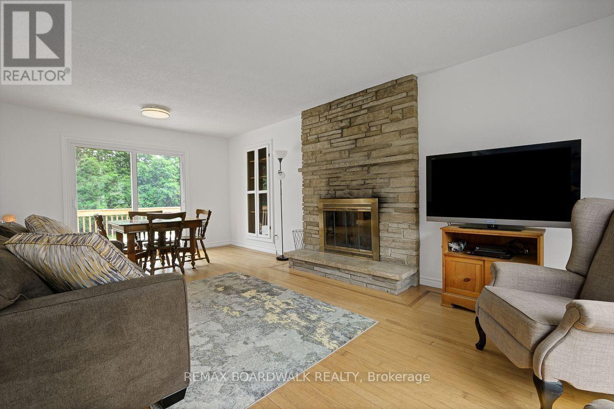 477 TOWNLINE ROAD - 8