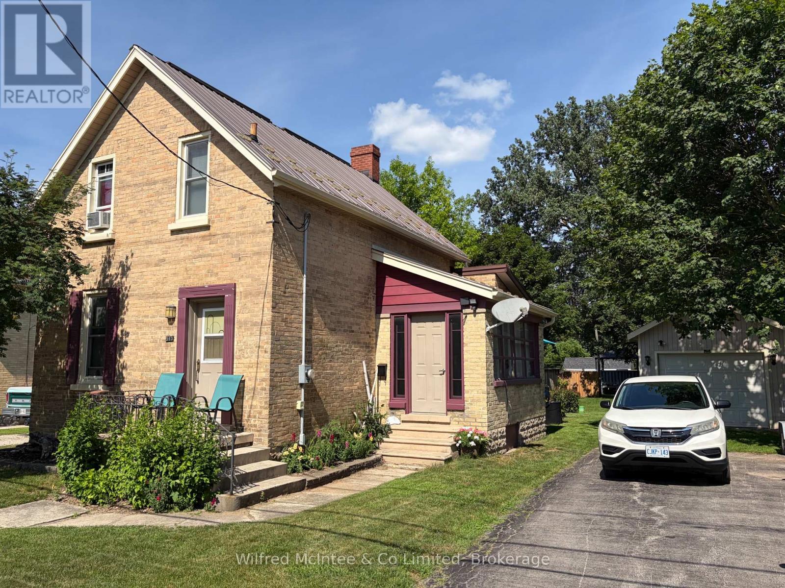 393 7TH AVENUE - 1