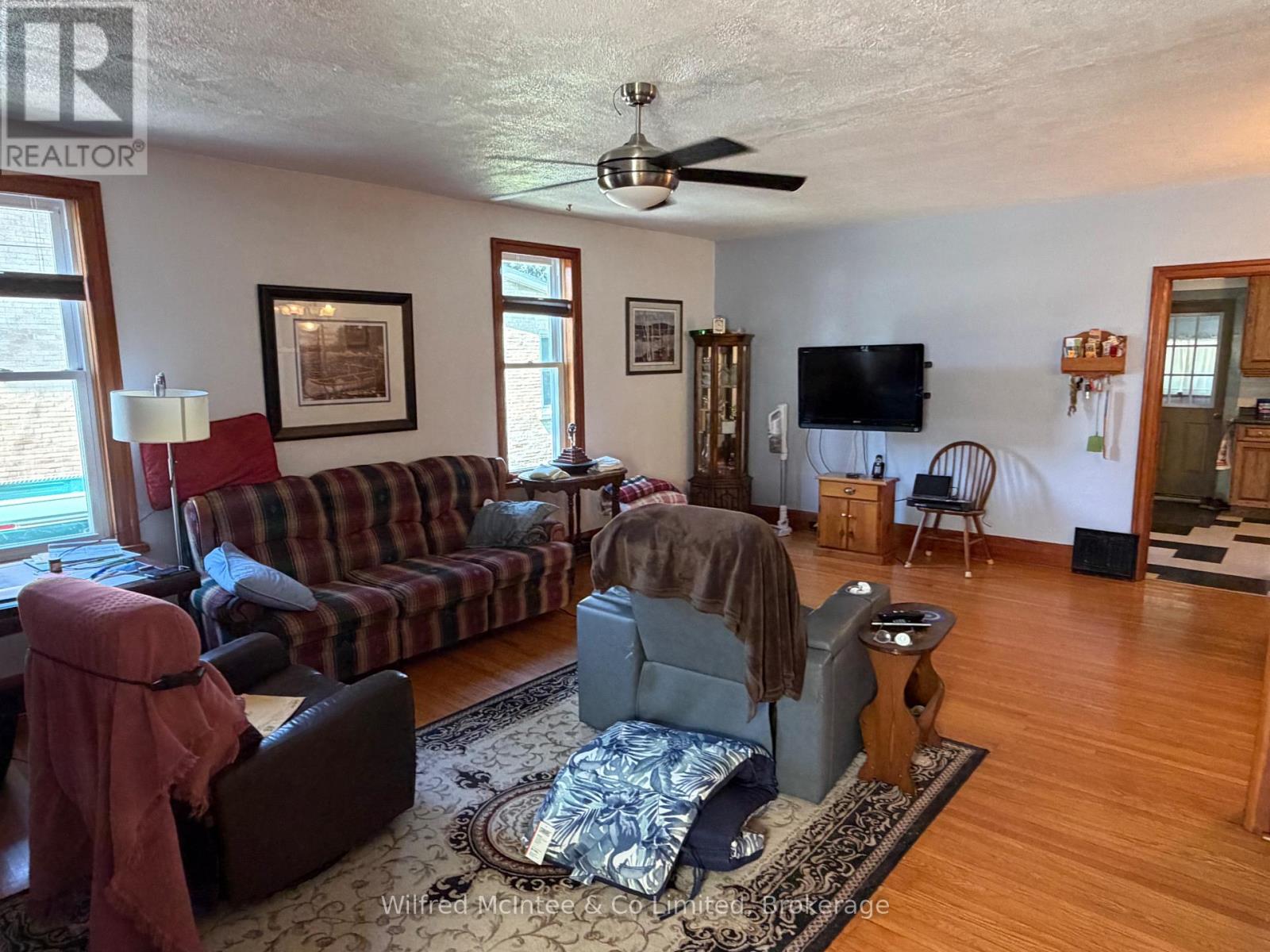 393 7TH AVENUE - 13