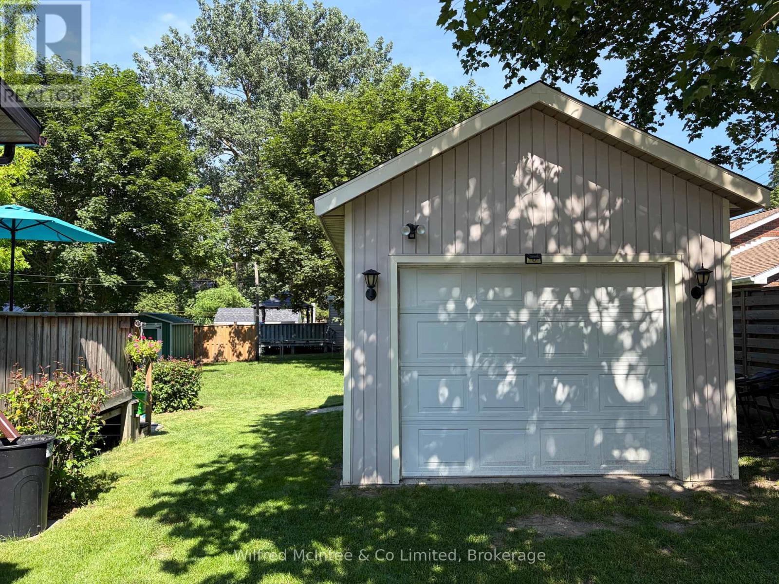 393 7TH AVENUE - 8