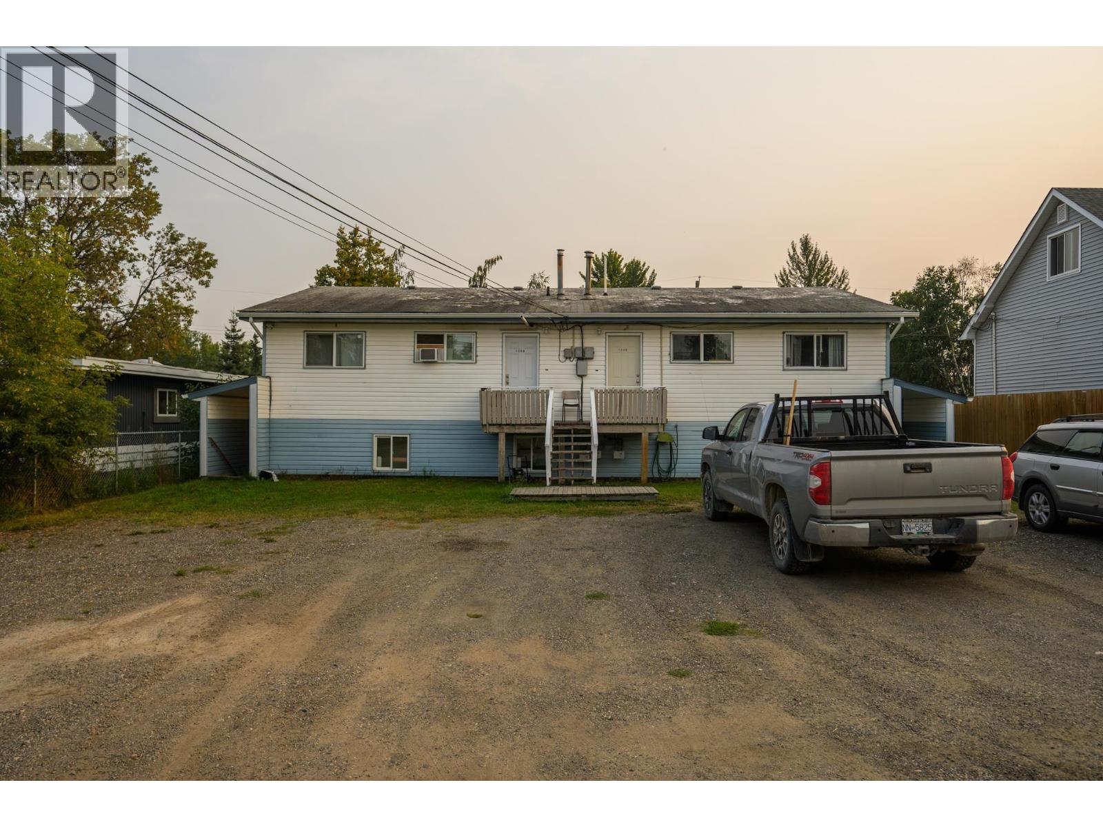 1200-1208 CUDDIE CRESCENT - 1
