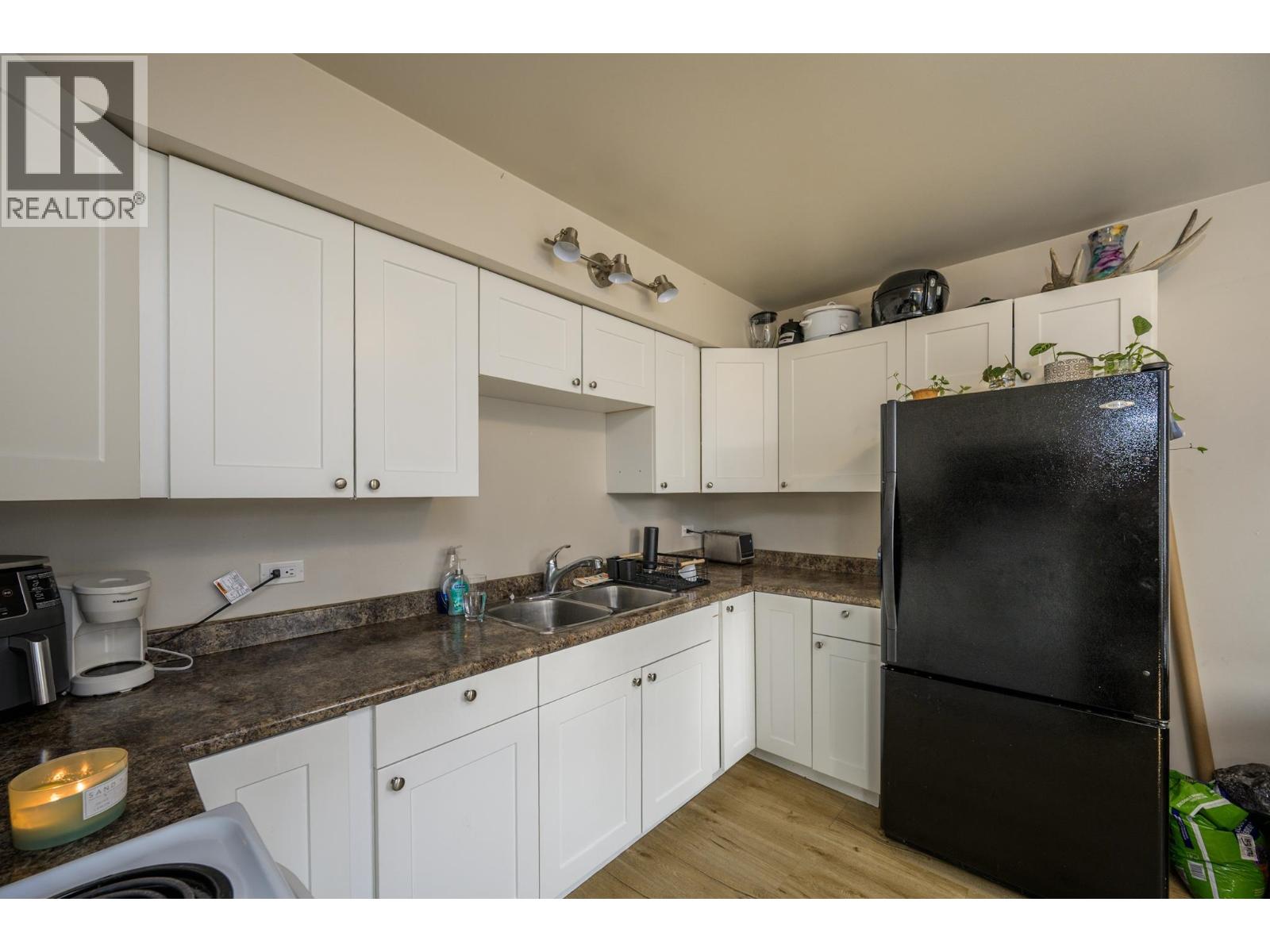 Photo 13 of 37 — 1200-1208 CUDDIE CRESCENT · Prince George, BC