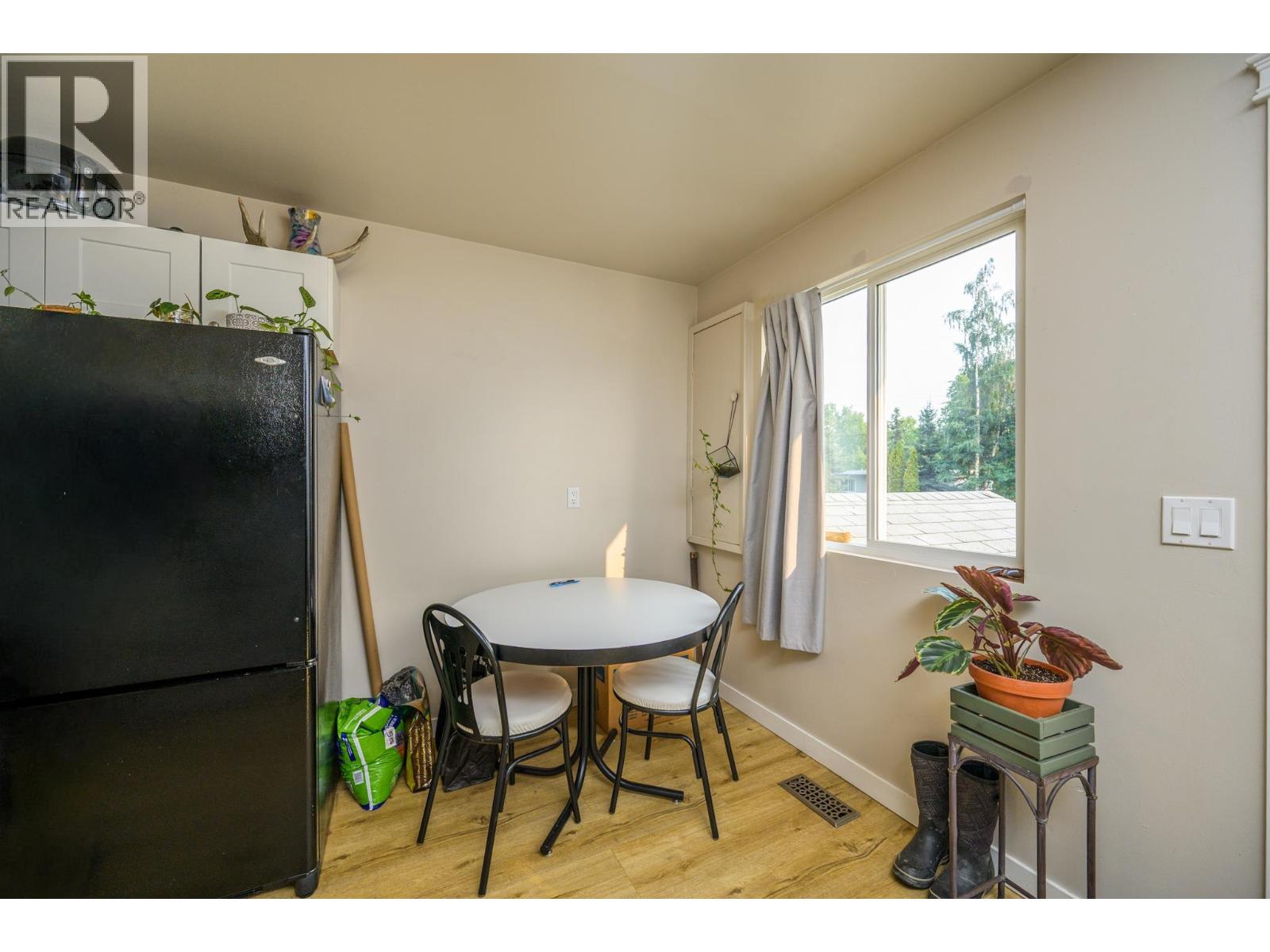 Photo 10 of 37 — 1200-1208 CUDDIE CRESCENT · Prince George, BC