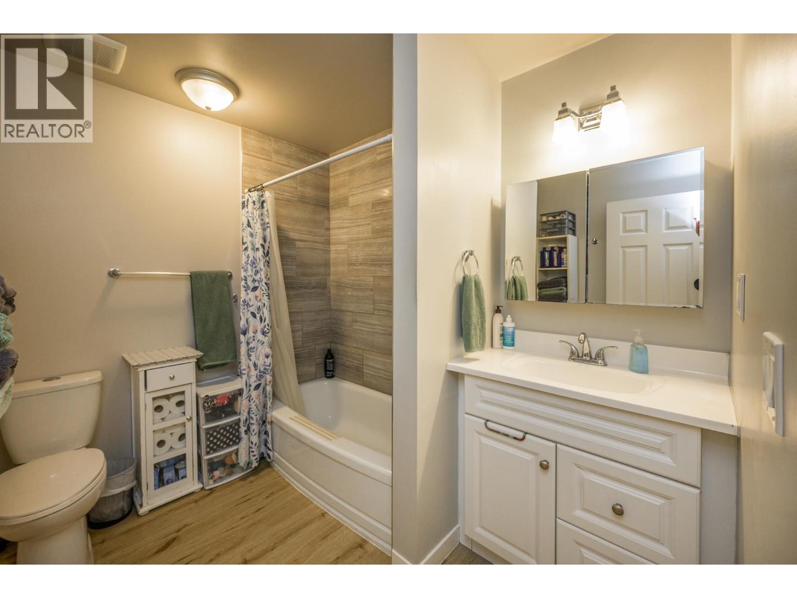 1200-1208 CUDDIE CRESCENT - 5