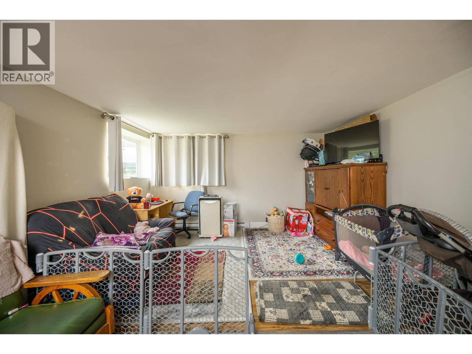 Photo 18 of 37 — 1200-1208 CUDDIE CRESCENT · Prince George, BC