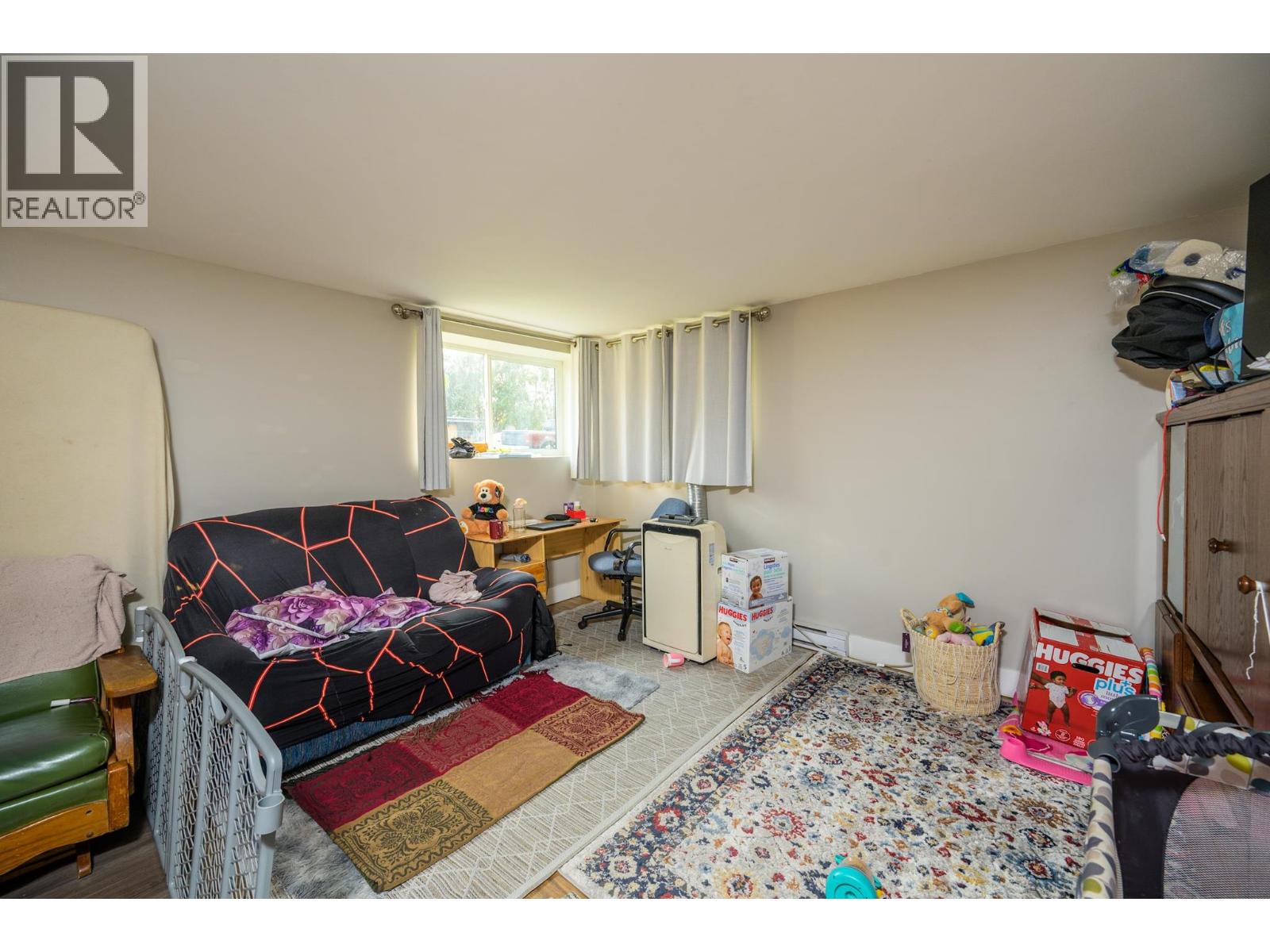 1200-1208 CUDDIE CRESCENT - 17