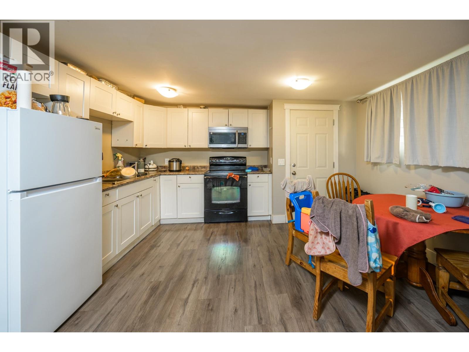 Photo 20 of 37 — 1200-1208 CUDDIE CRESCENT · Prince George, BC