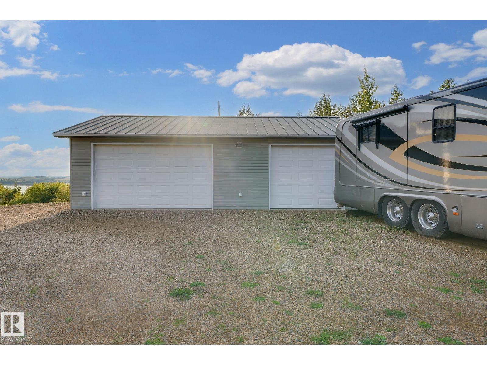 #418 Mons View Way - 10