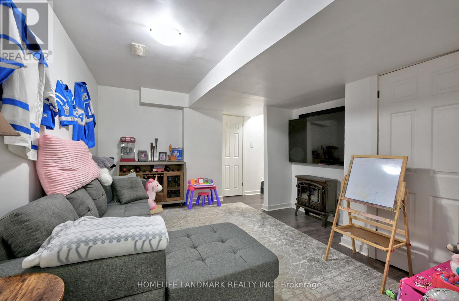 43 COLEMAN DRIVE - 21