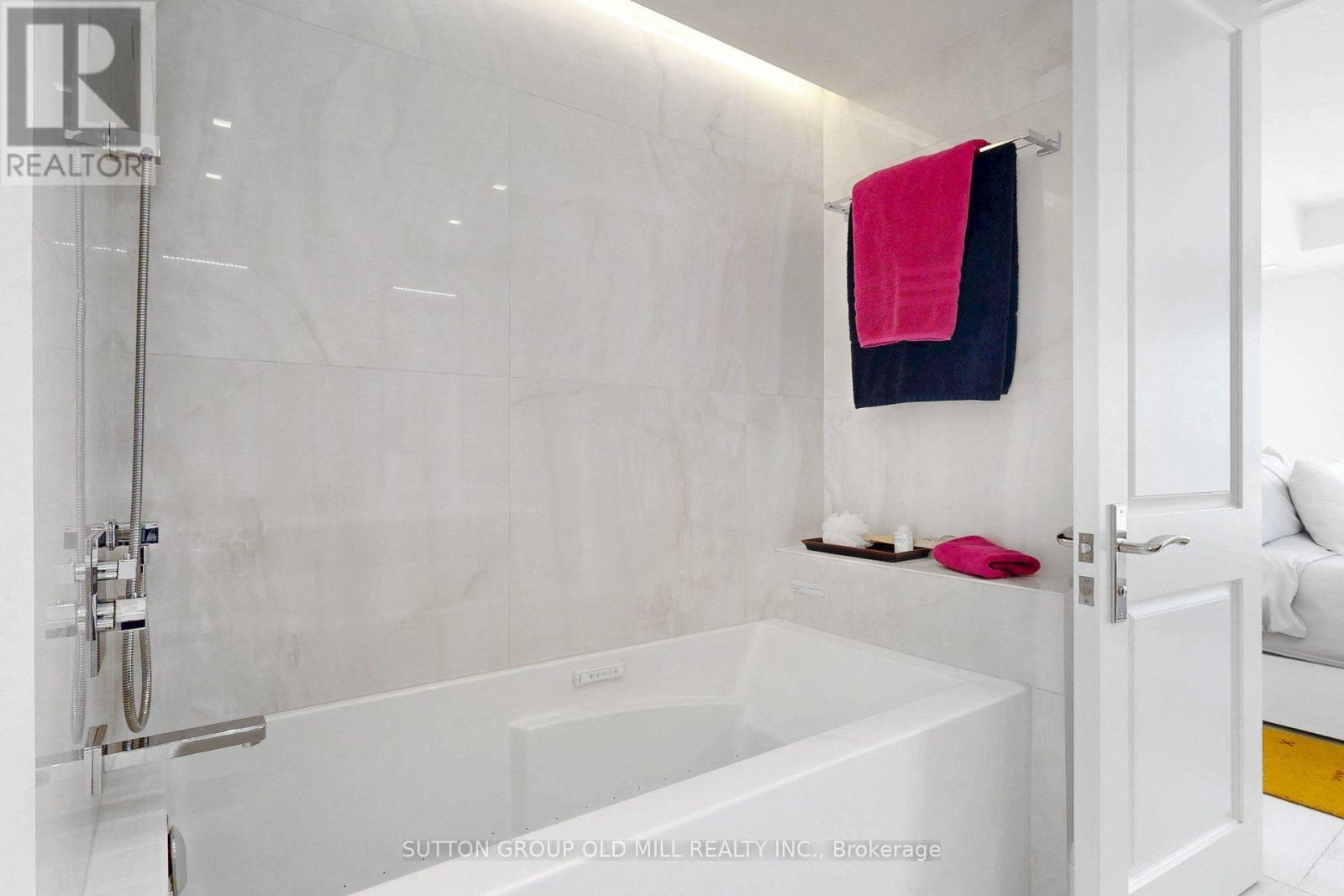 #1307 2267 LAKE SHORE BOULEVARD W - Image 21