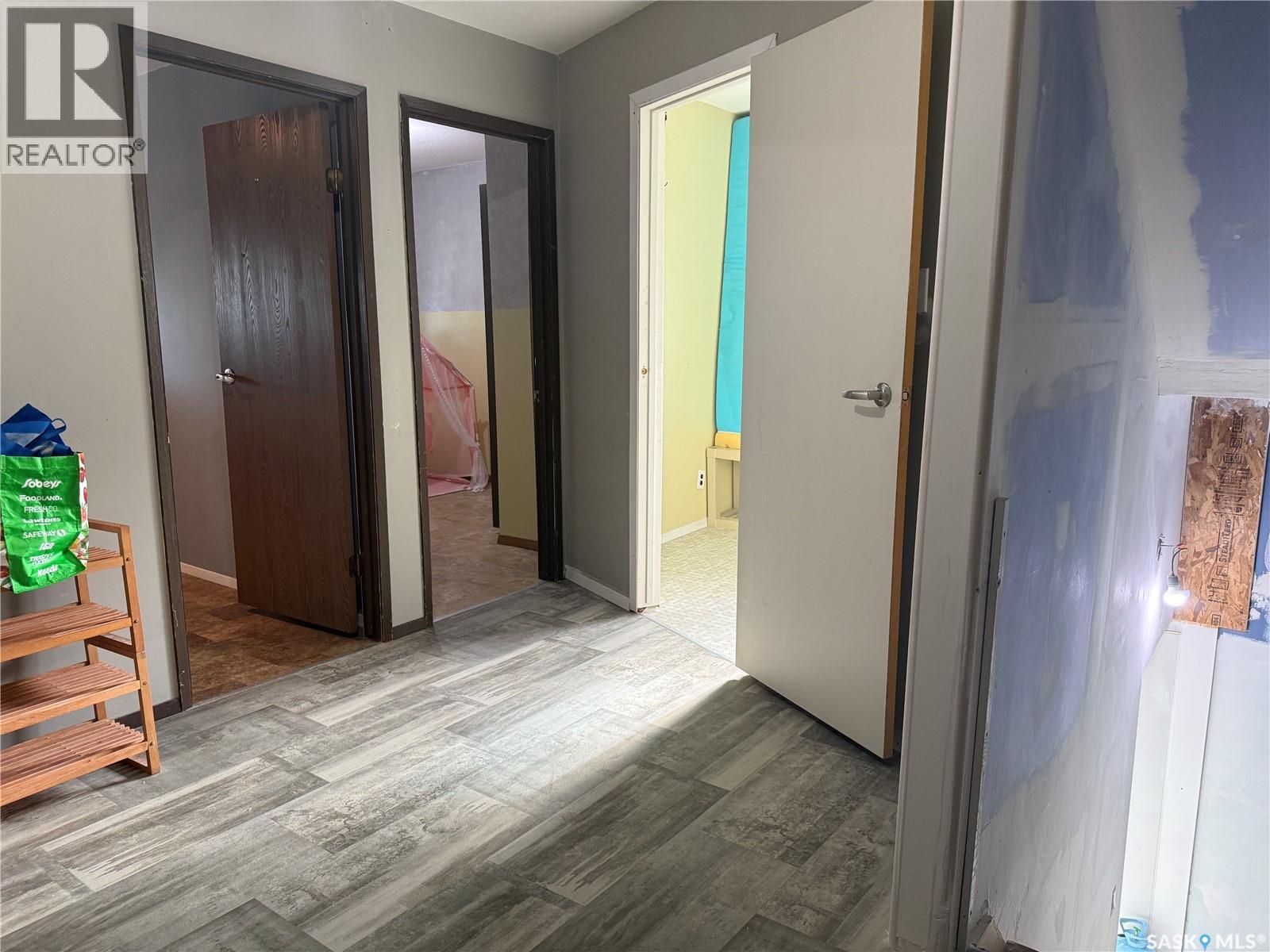 25 Home STREET W - Image 28