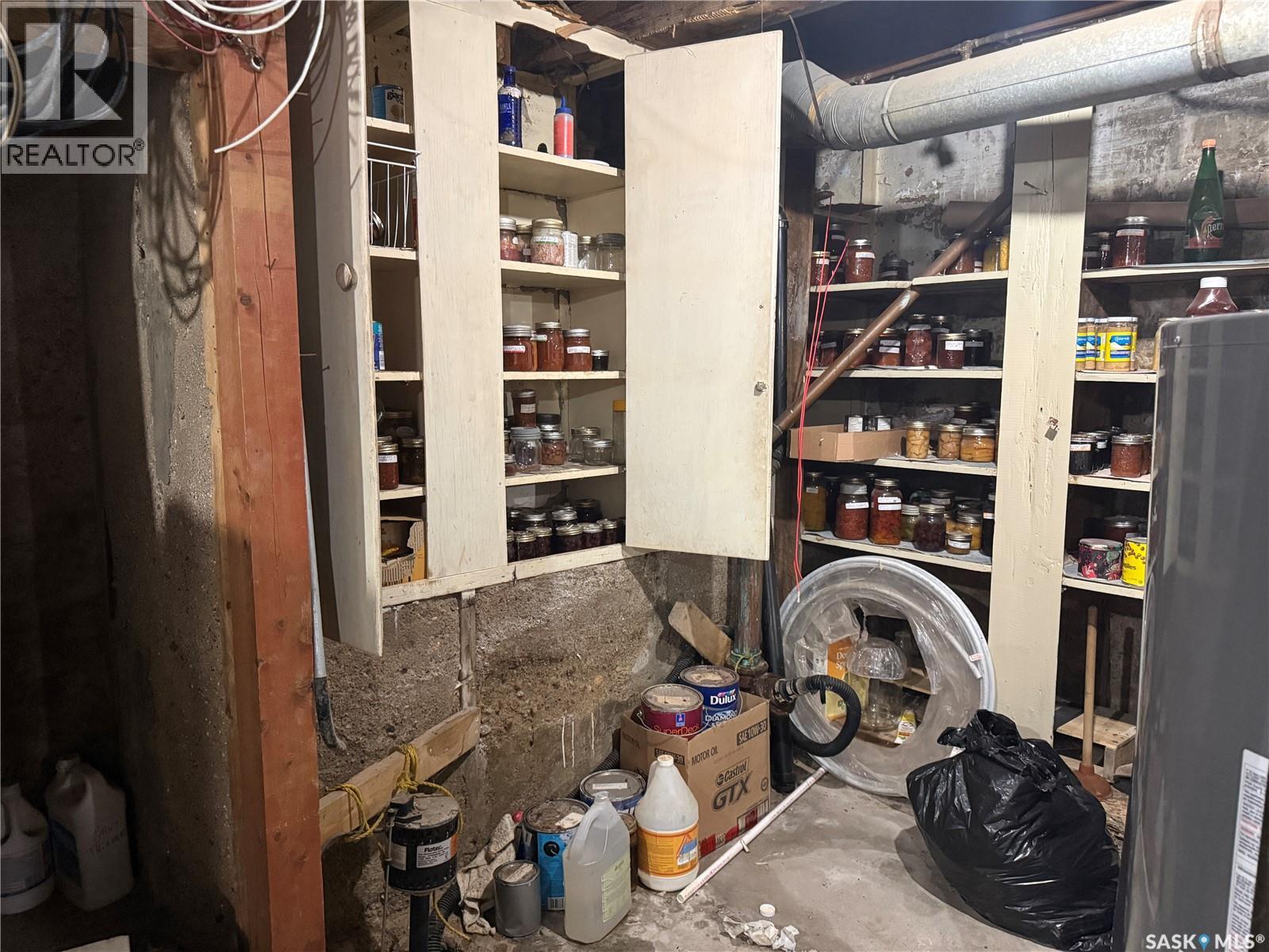 25 Home STREET W - Image 36