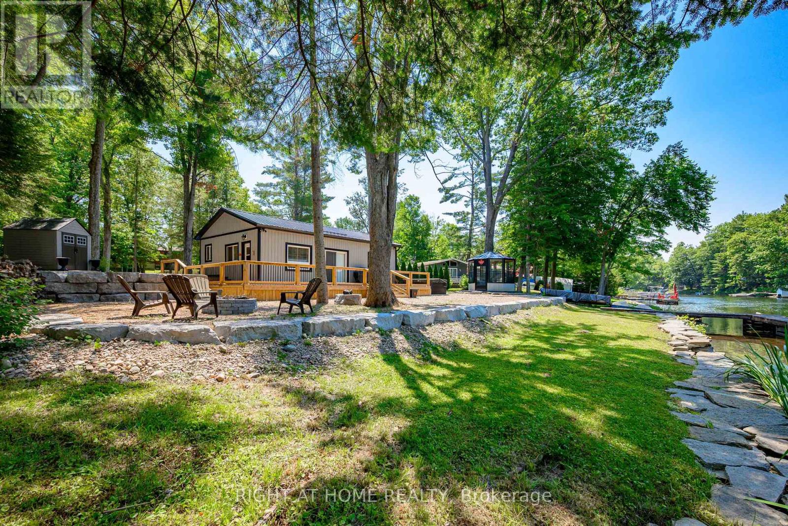 11 LITTLE BAY DRIVE - 29