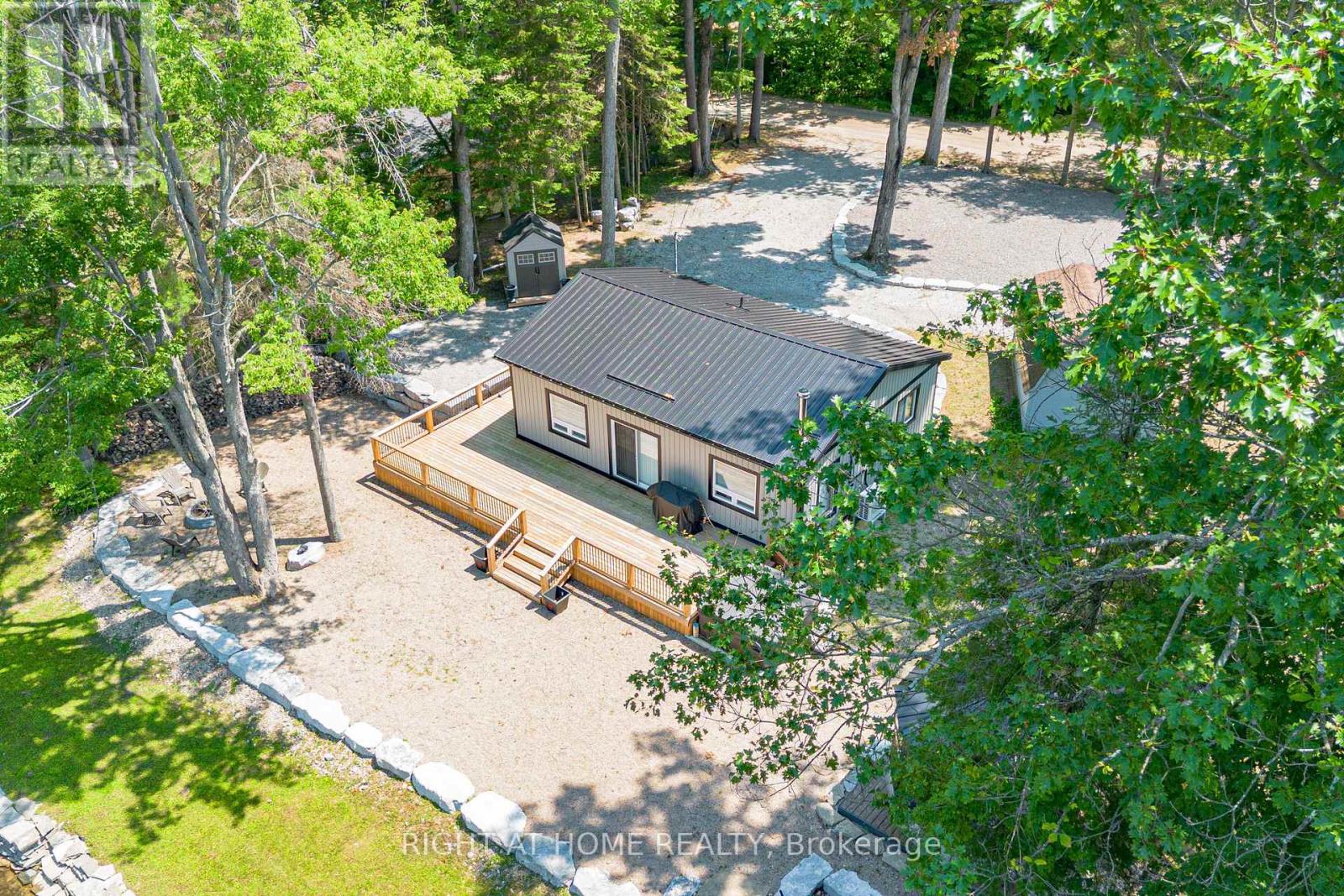 11 LITTLE BAY DRIVE - 6