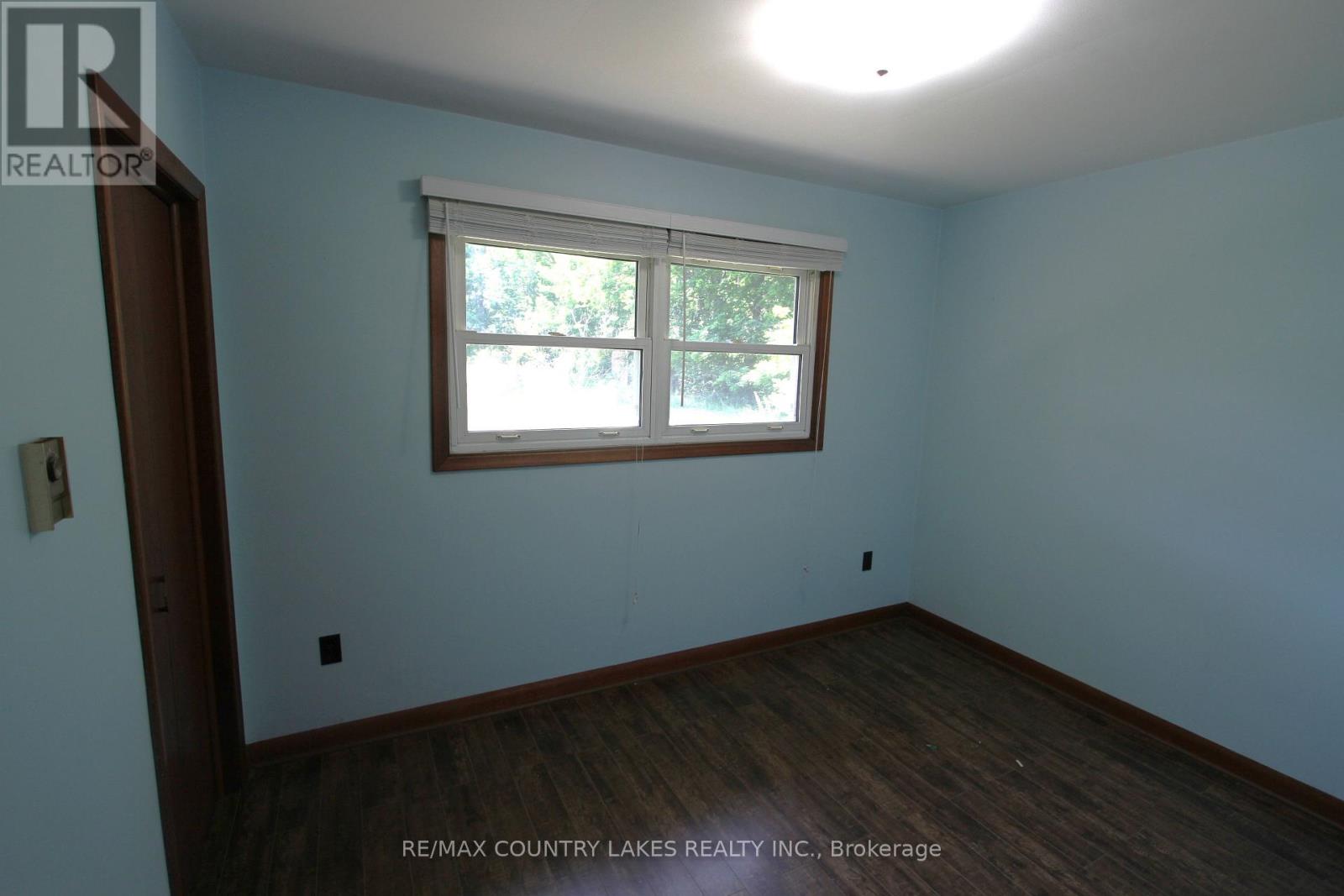 986 PORTAGE ROAD - 20