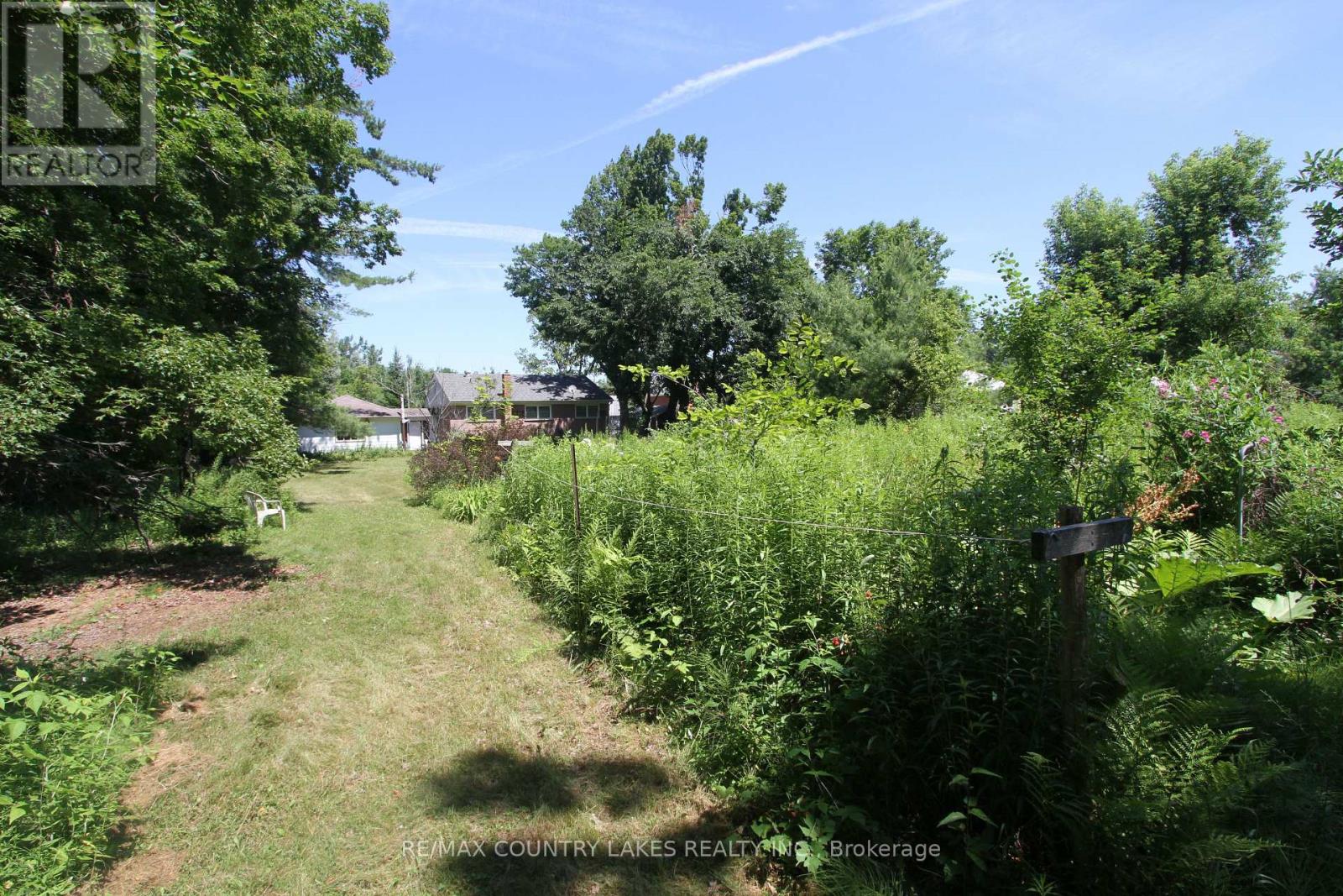 986 PORTAGE ROAD - 33