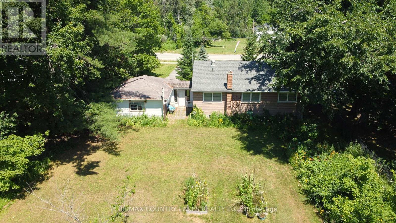 986 PORTAGE ROAD - 34