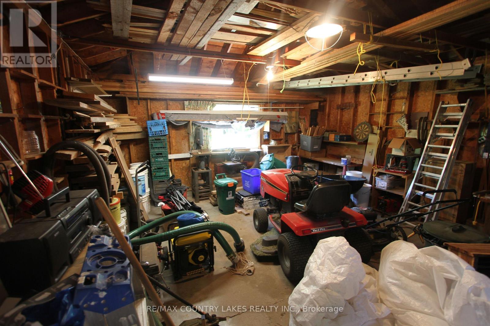 986 PORTAGE ROAD - 39