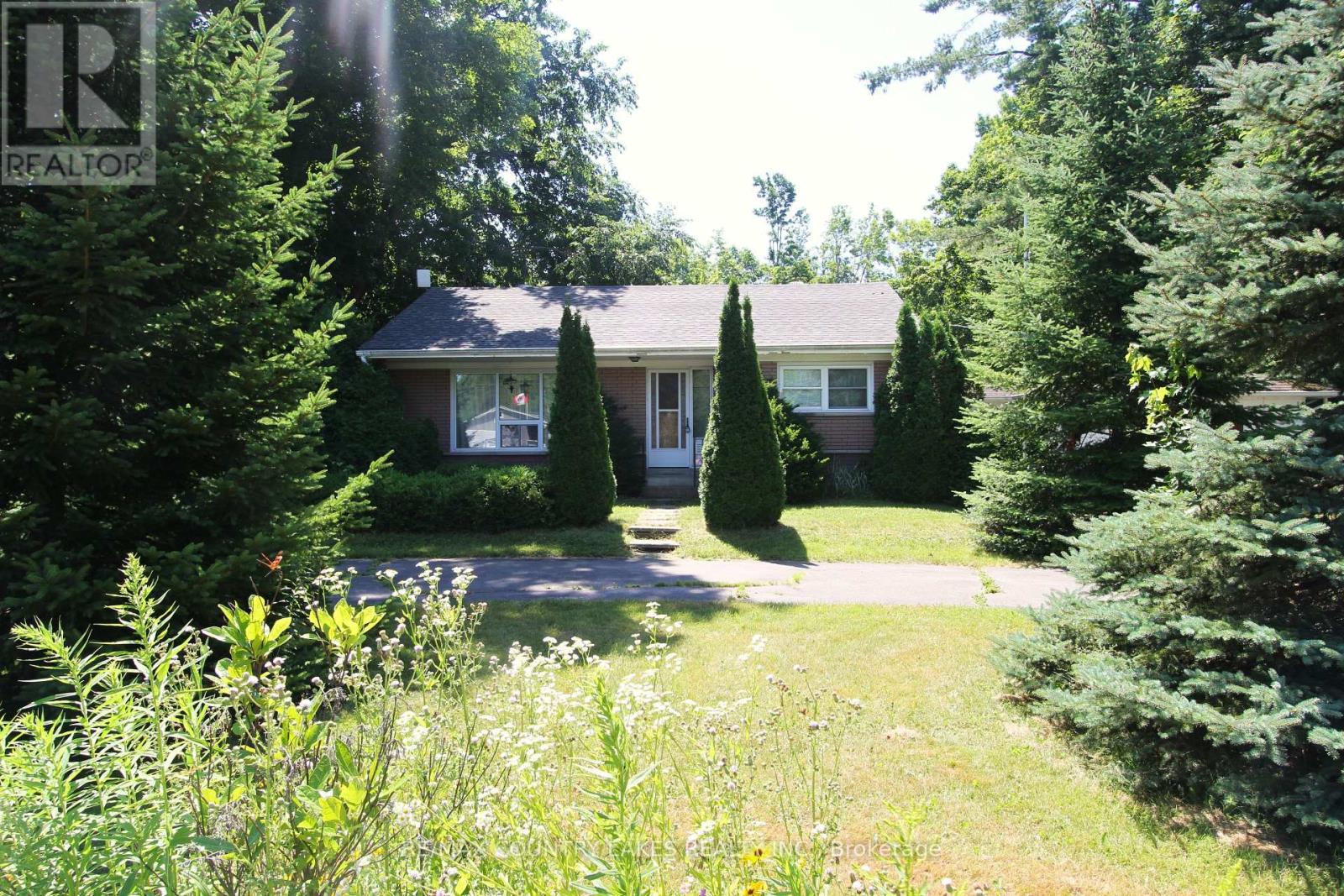 986 PORTAGE ROAD - 5