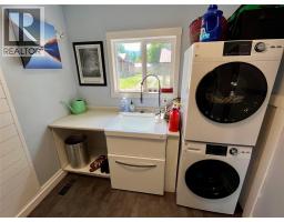 409 9th Avenue, New Denver, BC V0G1S0 Photo 23