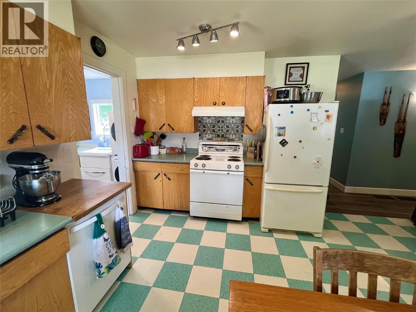 409 9th Avenue - 11