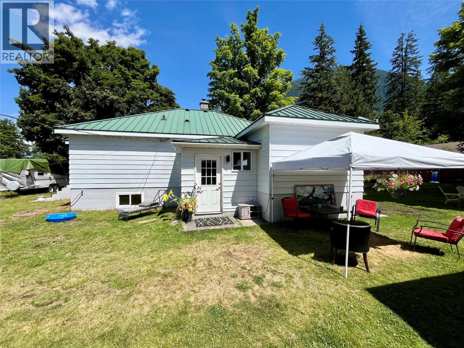 409 9th Avenue - 55