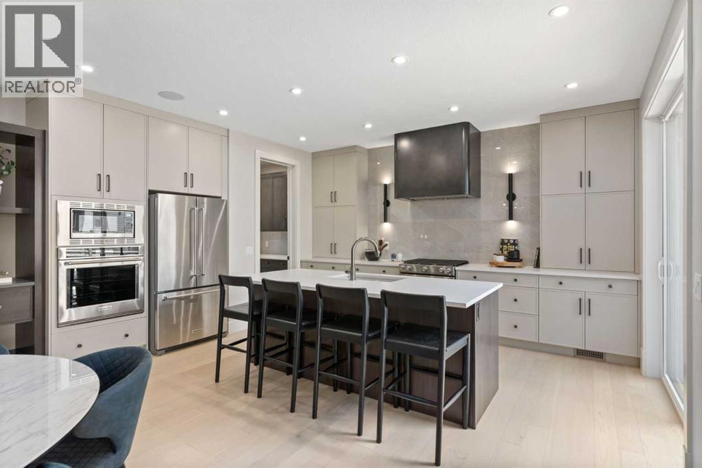364 Greenwich Drive NW - 7