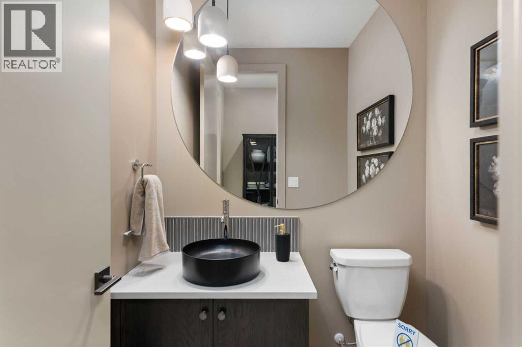 364 Greenwich Drive NW - 17