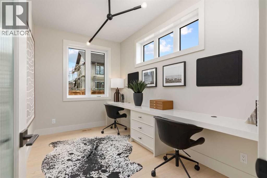364 Greenwich Drive NW - 20