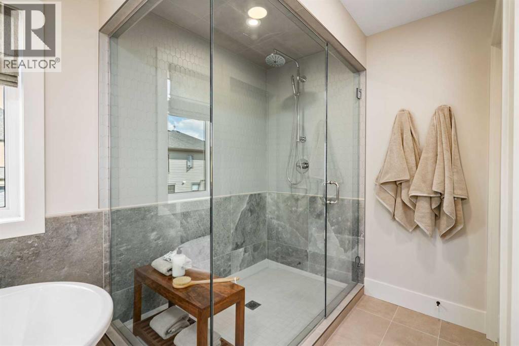 364 Greenwich Drive NW - 27