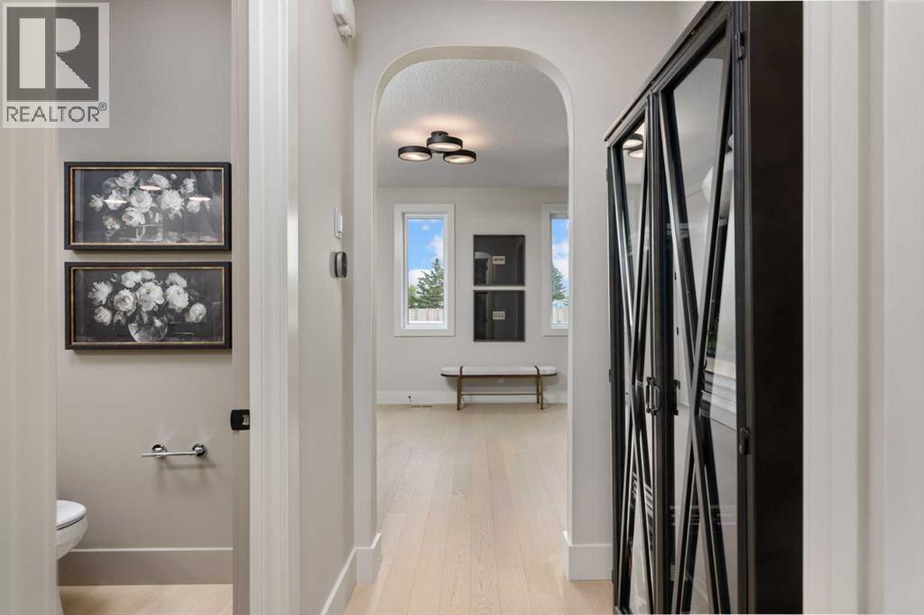 364 Greenwich Drive NW - 18
