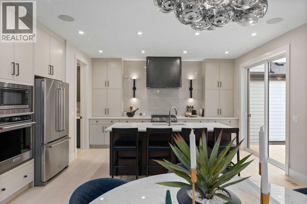 364 Greenwich Drive NW - 8