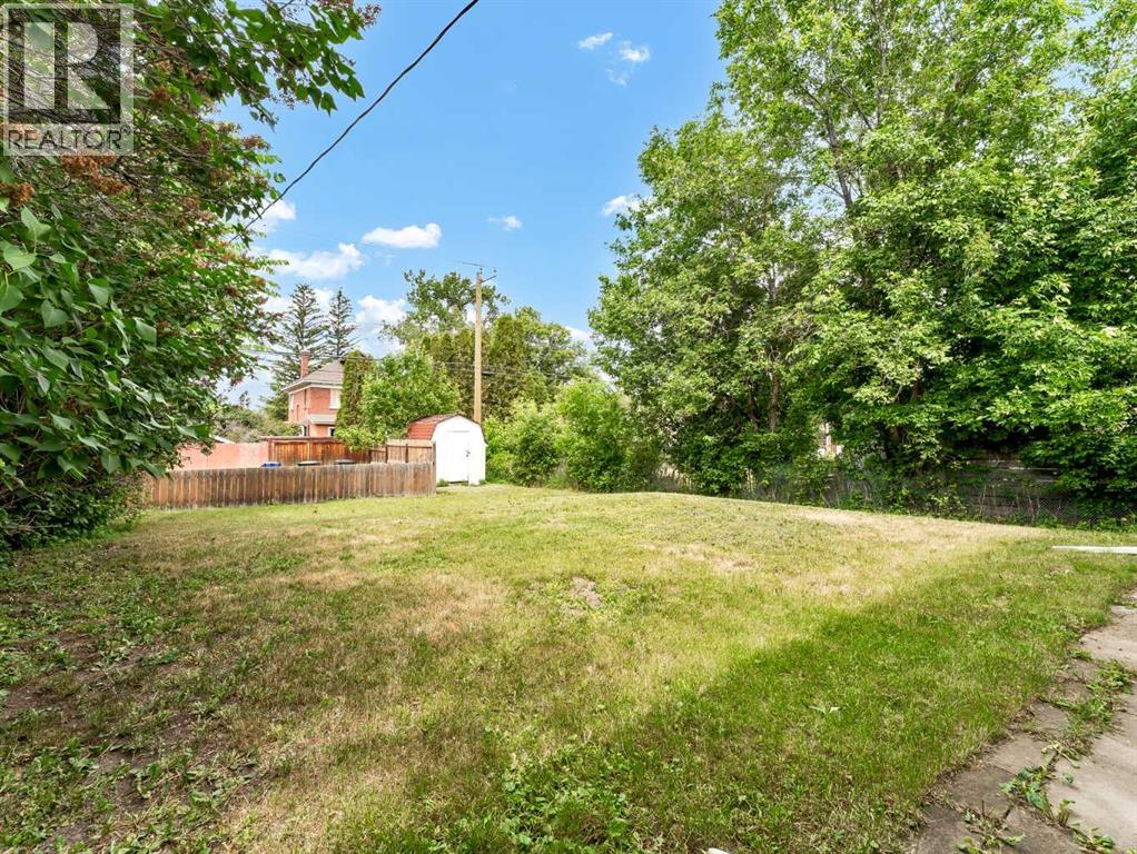 112 8 Street SW - Image 46