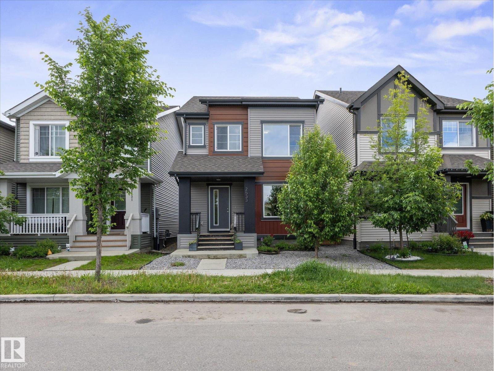 2533 PRICE WY SW - 2