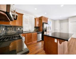 19442 67a Avenue, Surrey, BC V4N5T4 Photo 7