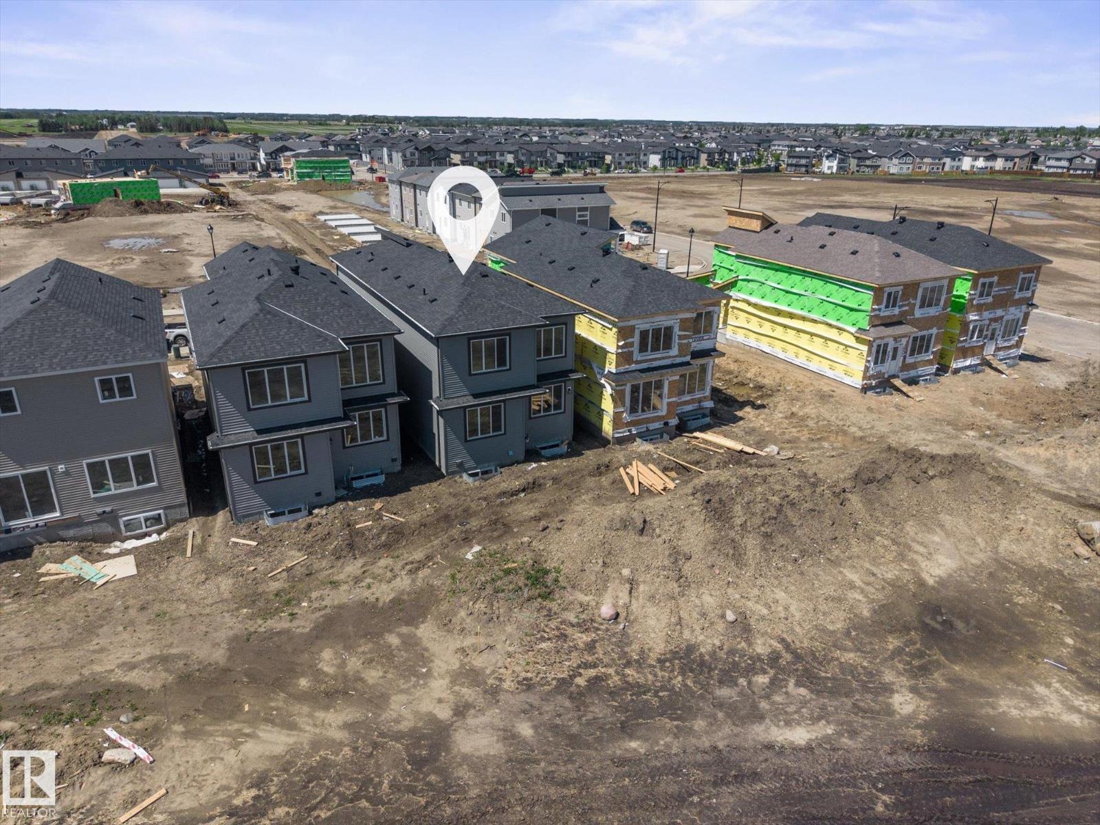792 Bank Dr - 50