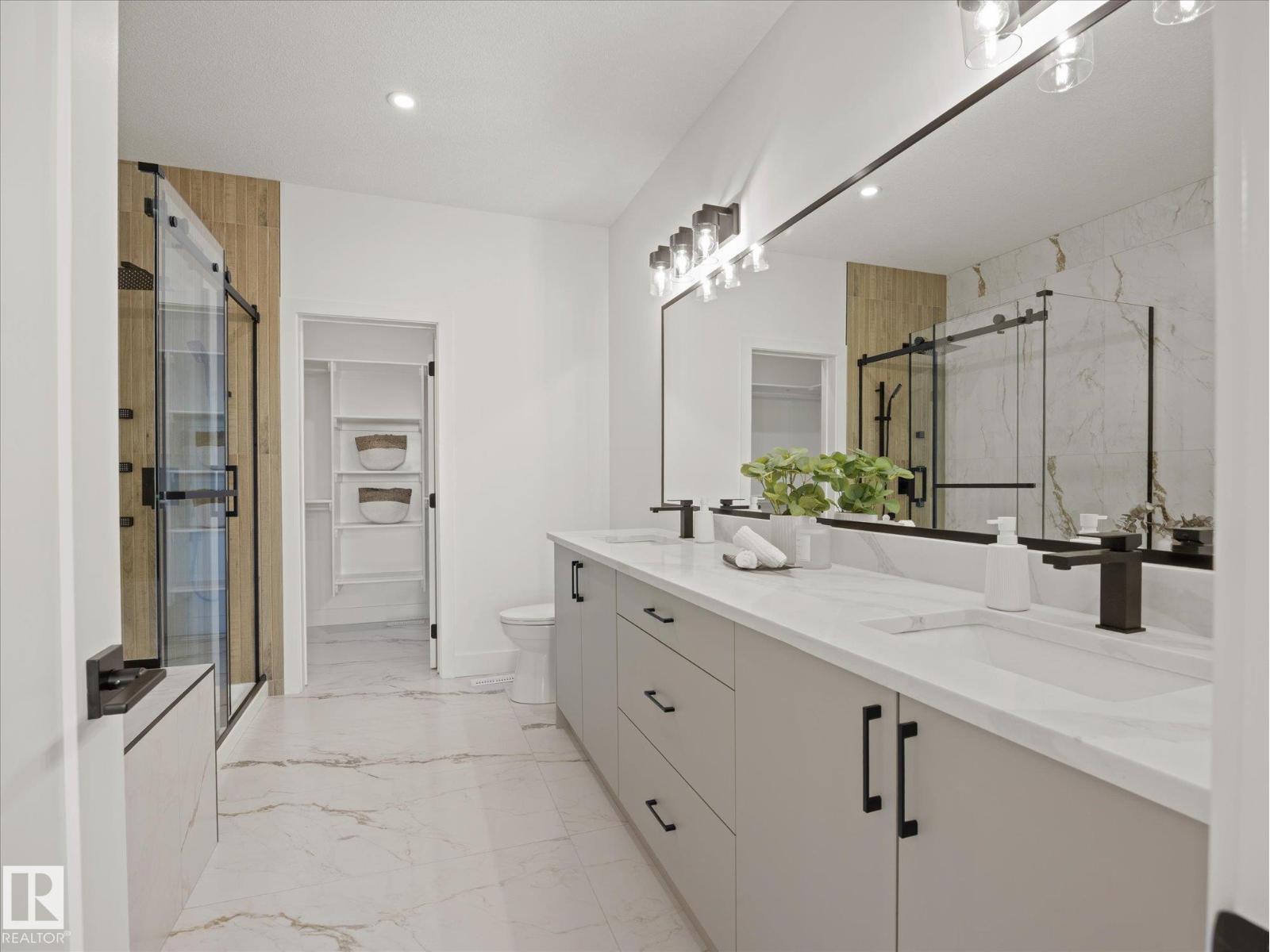 792 Bank Dr - 27